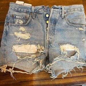 501 Levi distressed jean shorts 🙂